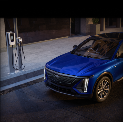 2025 Cadillac LYRIQ Charging